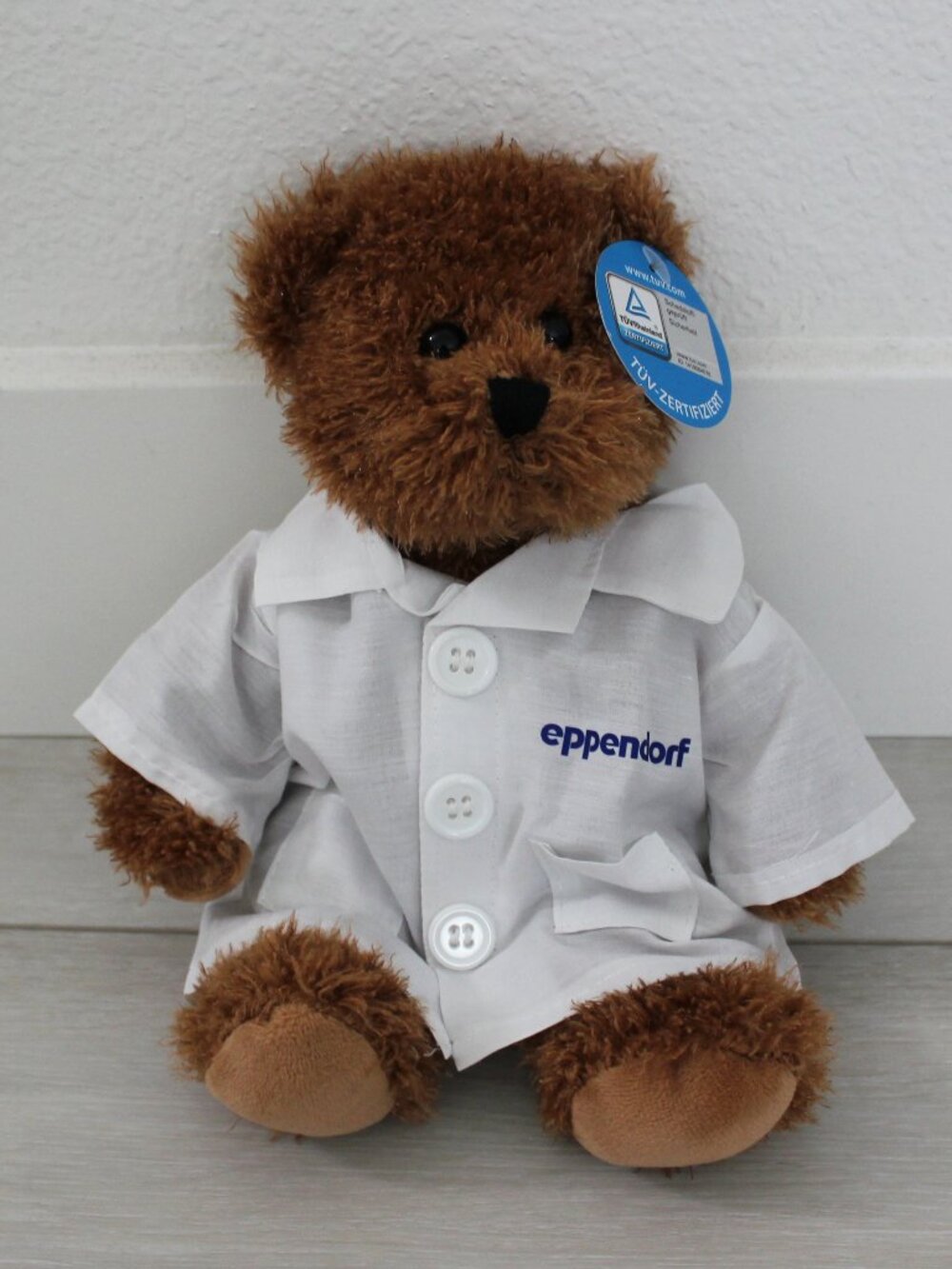 Brand New & Rare Eppendorf Scientific Teddy Bear Plush with Branded Labcoat 9.5"